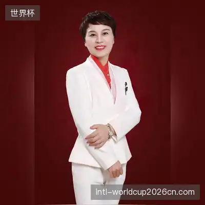 侯旭榕
